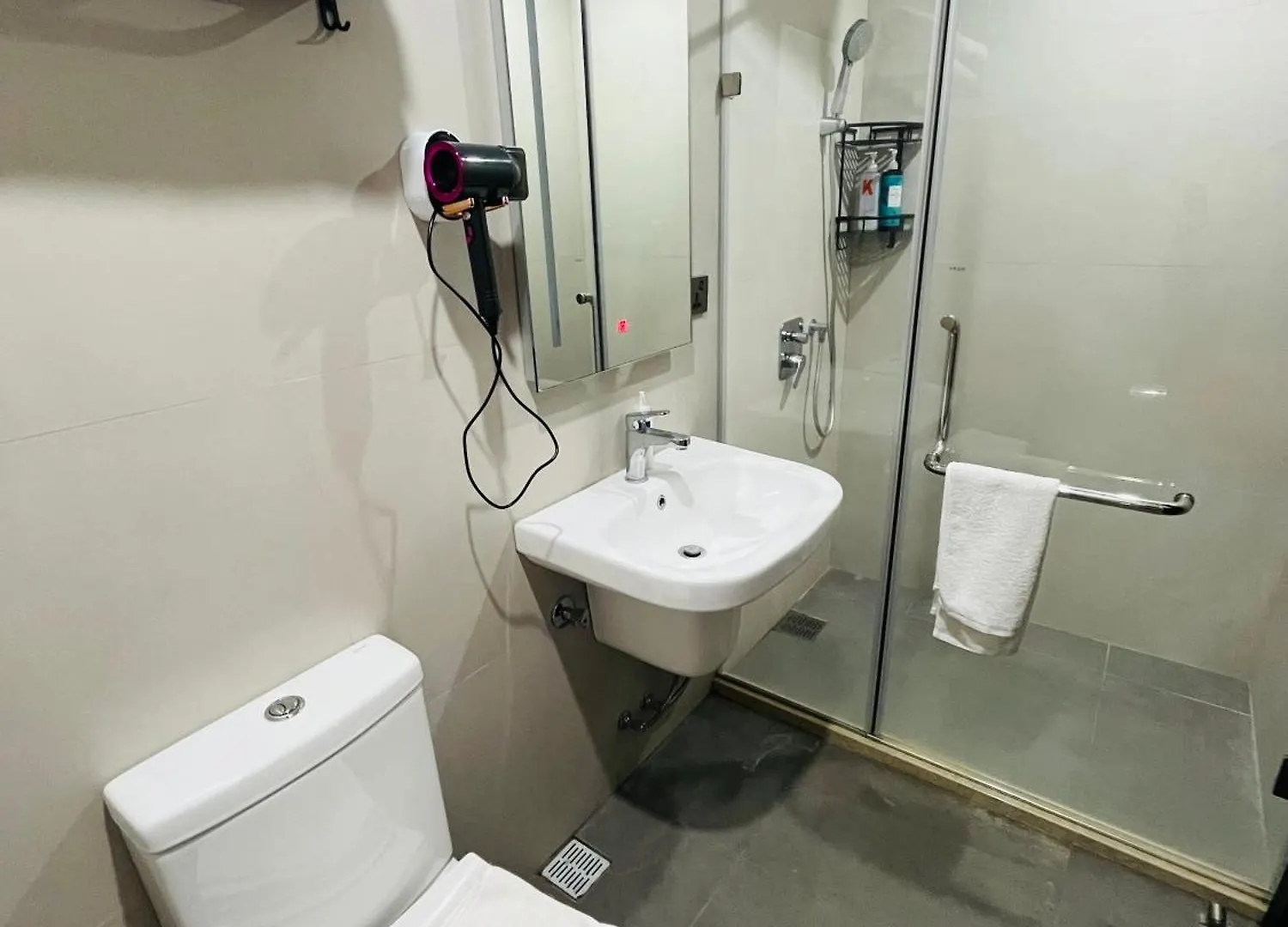 Hotel Aeontower Suites&Hotel By Cmc Davao