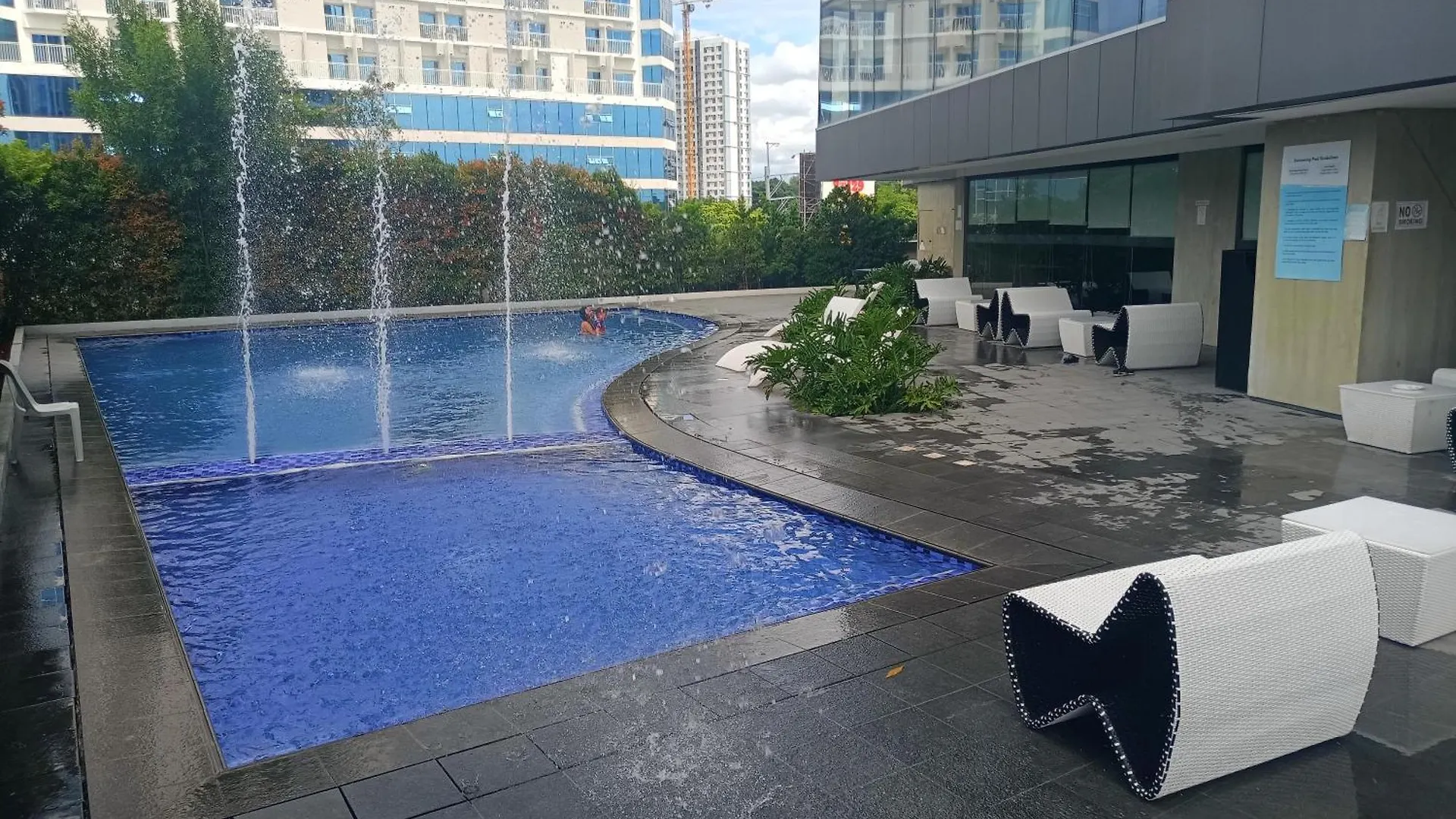 Aeontower Suites&Hotel By Cmc Davao
