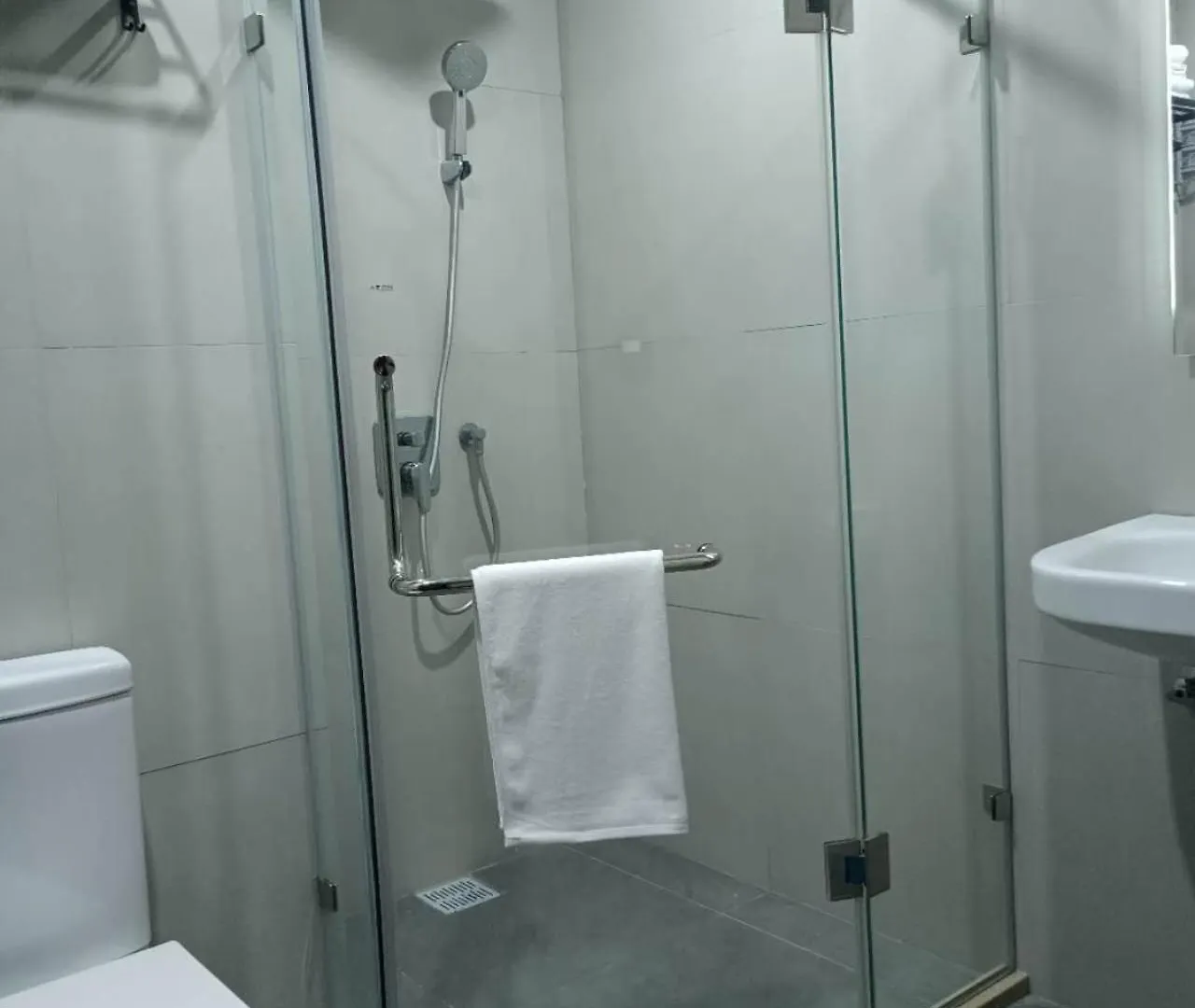Aeontower Suites&Hotel By Cmc Davao
